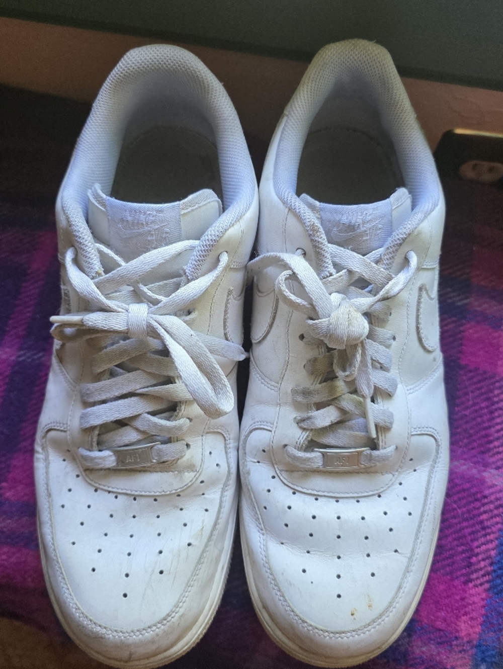 Nike Air Force 1 White Leather Sneakers - Picture 3 of 6